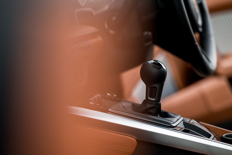 Porsche 911 (992) Sport Classic Coupe (Manual)