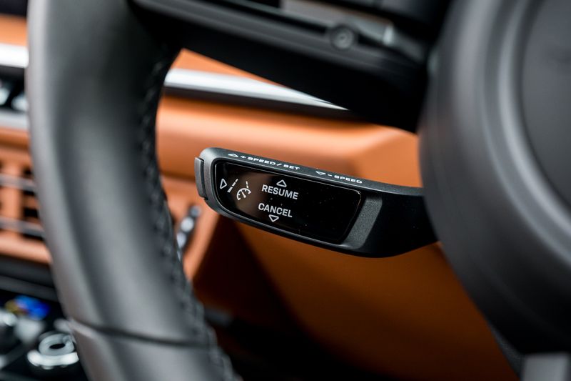 Porsche 911 (992) Sport Classic Coupe (Manual)