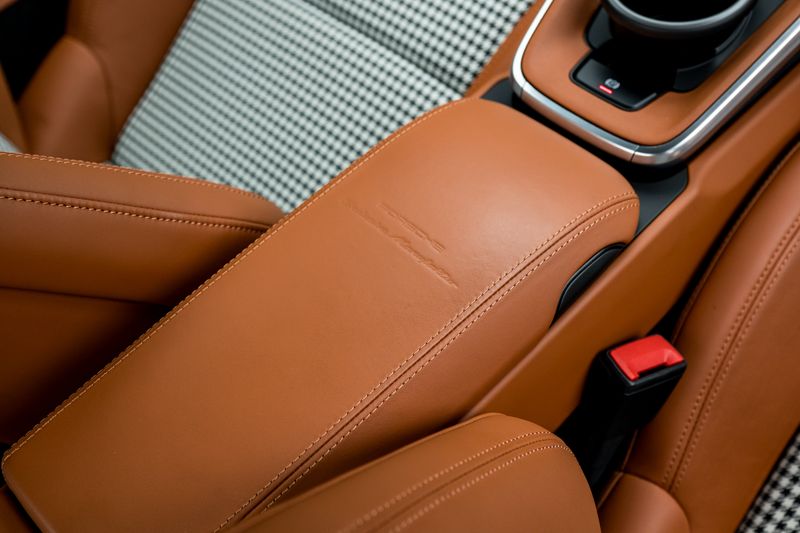 Porsche 911 (992) Sport Classic Coupe (Manual)