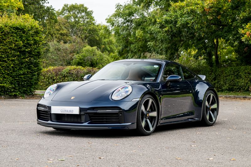 Porsche 911 (992) Sport Classic Coupe (Manual)
