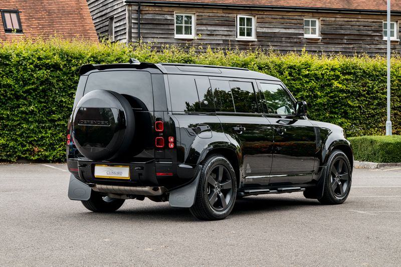 Land Rover Defender 110 P400e 15.4kWh X-Dynamic HSE