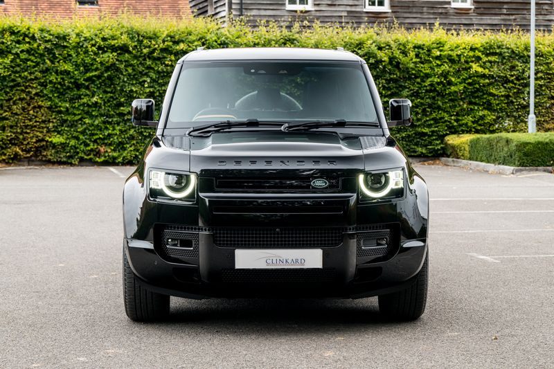 Land Rover Defender 110 P400e 15.4kWh X-Dynamic HSE