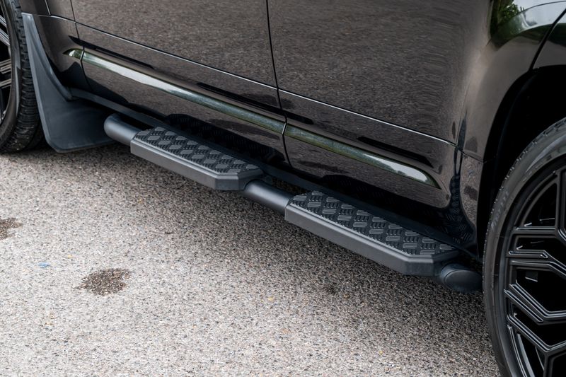 Land Rover Defender 110 P400e 15.4kwh X-Dynamic SE URBAN