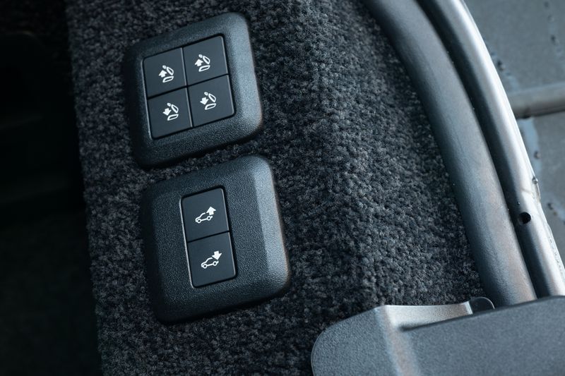 Land Rover Range Rover P400e Westminster