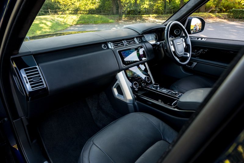 Land Rover Range Rover P400e Westminster