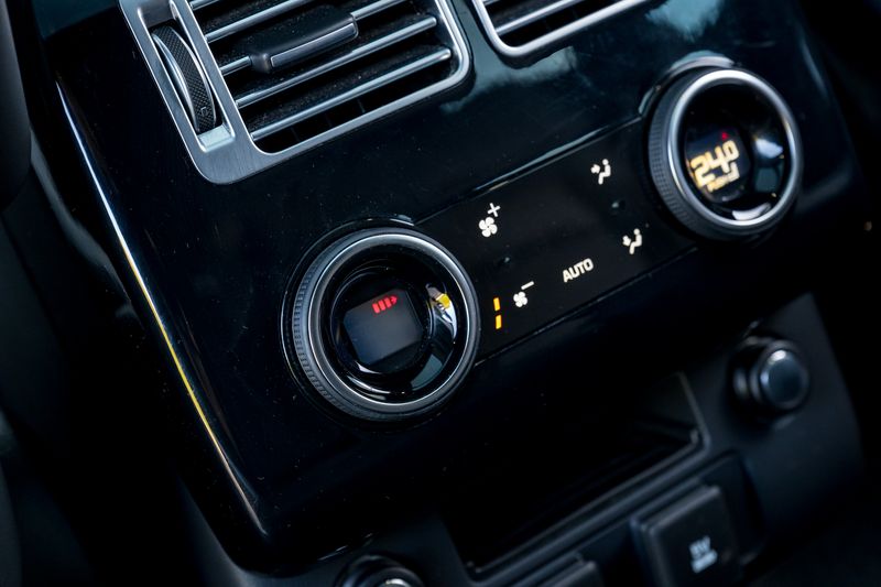 Land Rover Range Rover P400e Westminster