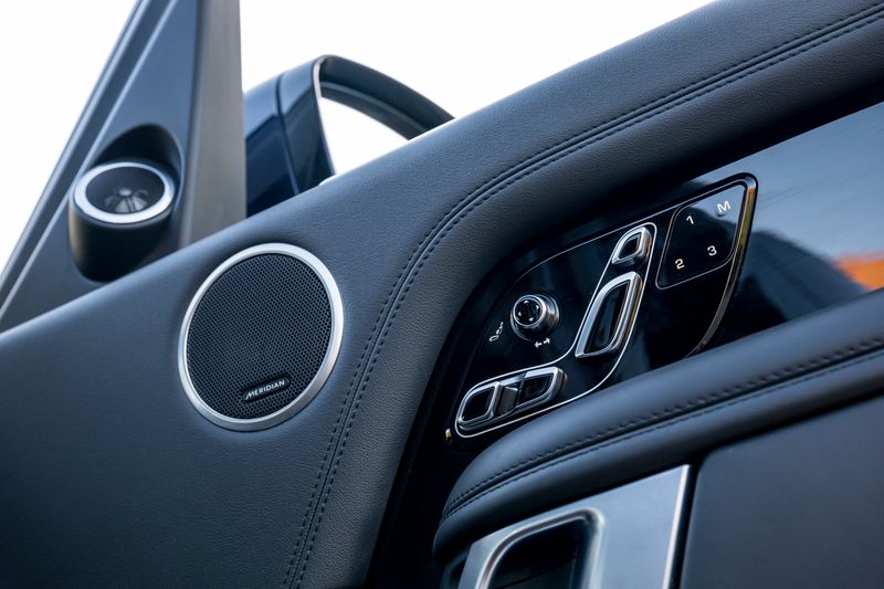 Land Rover Range Rover P400e Westminster