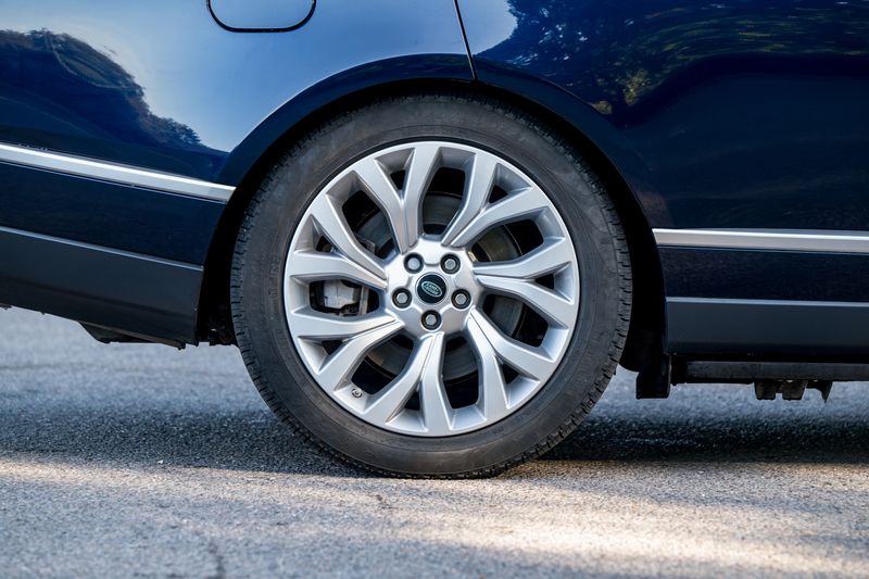 Land Rover Range Rover P400e Westminster