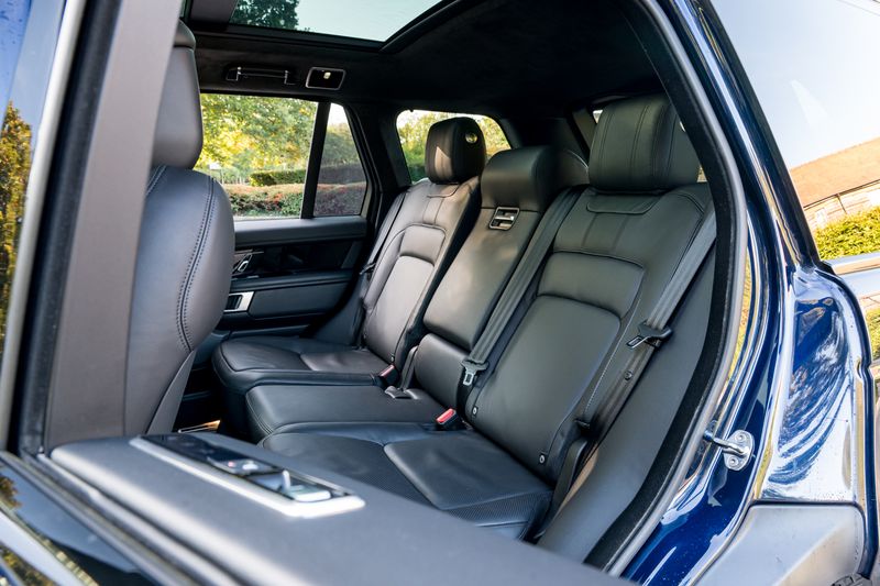 Land Rover Range Rover P400e Westminster