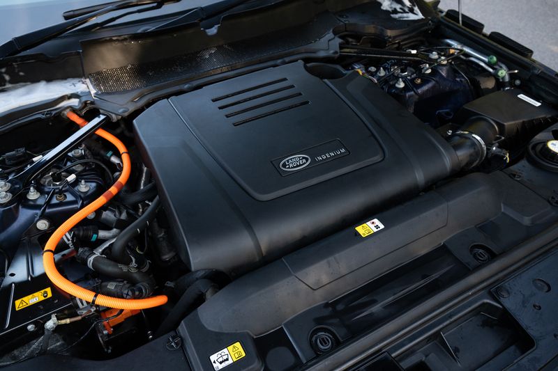 Land Rover Range Rover P400e Westminster