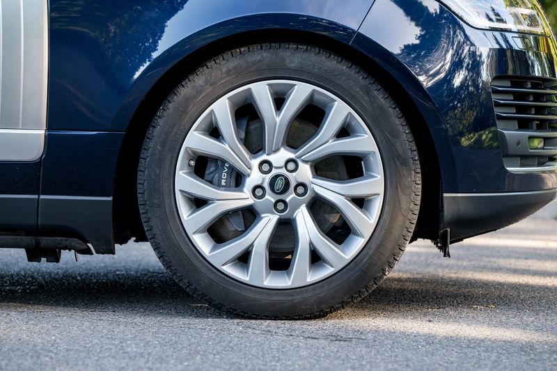 Land Rover Range Rover P400e Westminster