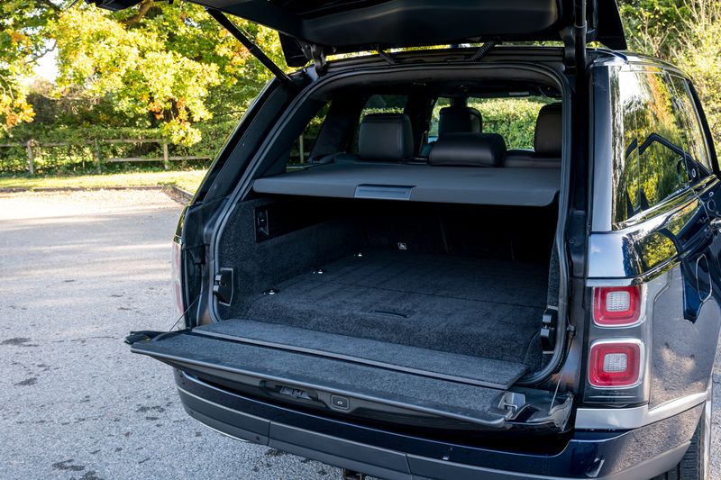 Land Rover Range Rover P400e Westminster