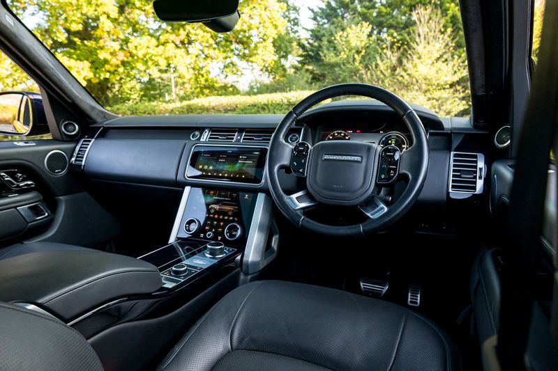 Land Rover Range Rover P400e Westminster