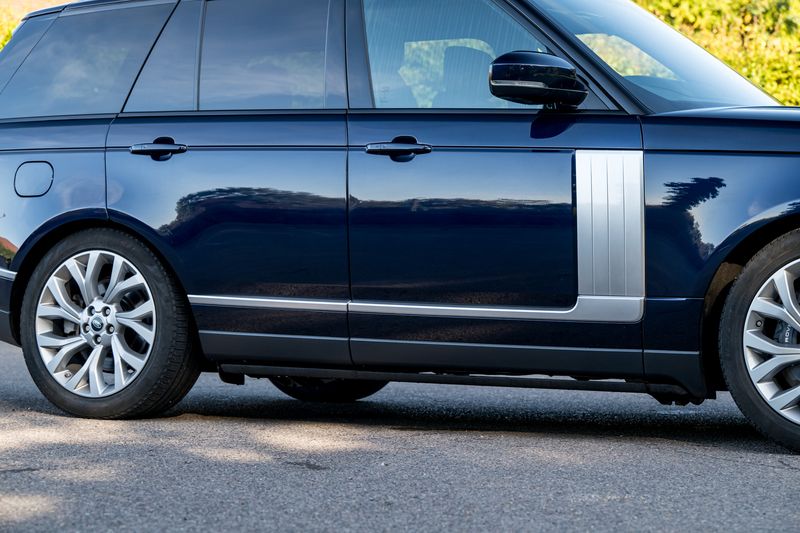 Land Rover Range Rover P400e Westminster