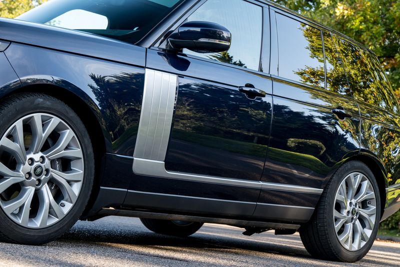 Land Rover Range Rover P400e Westminster