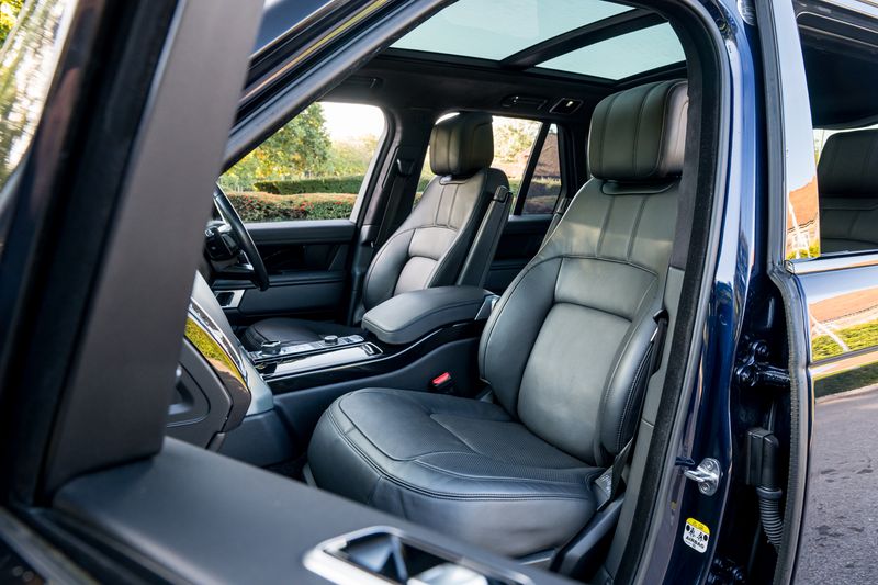 Land Rover Range Rover P400e Westminster