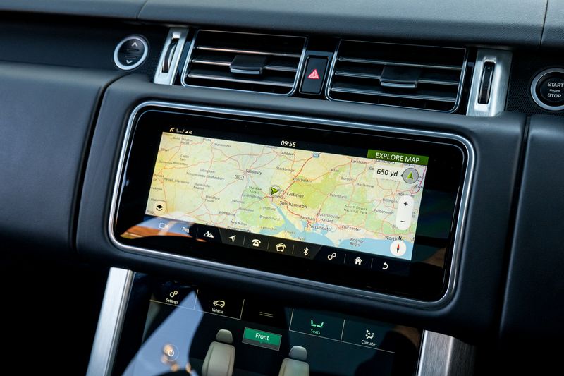 Land Rover Range Rover P400e Westminster