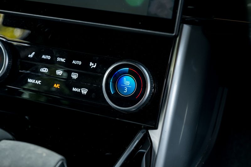 Range Rover P530 Autobiography  LWB 7 Seat