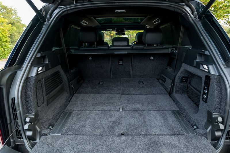 Range Rover P530 Autobiography  LWB 7 Seat