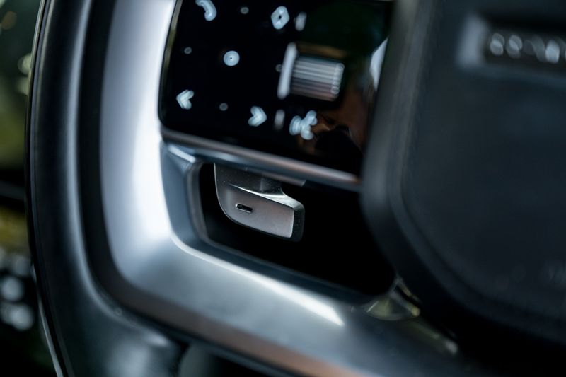 Range Rover P530 Autobiography  LWB 7 Seat