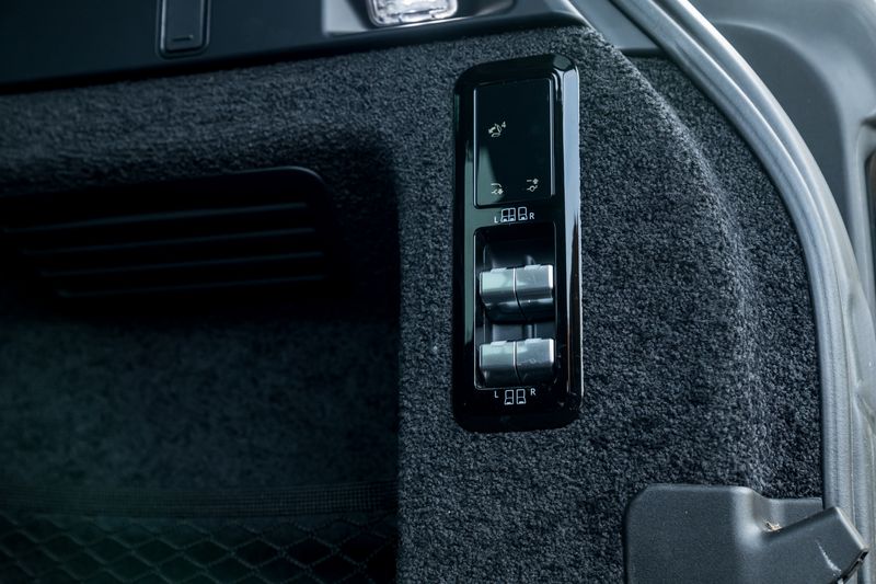 Range Rover P530 Autobiography  LWB 7 Seat