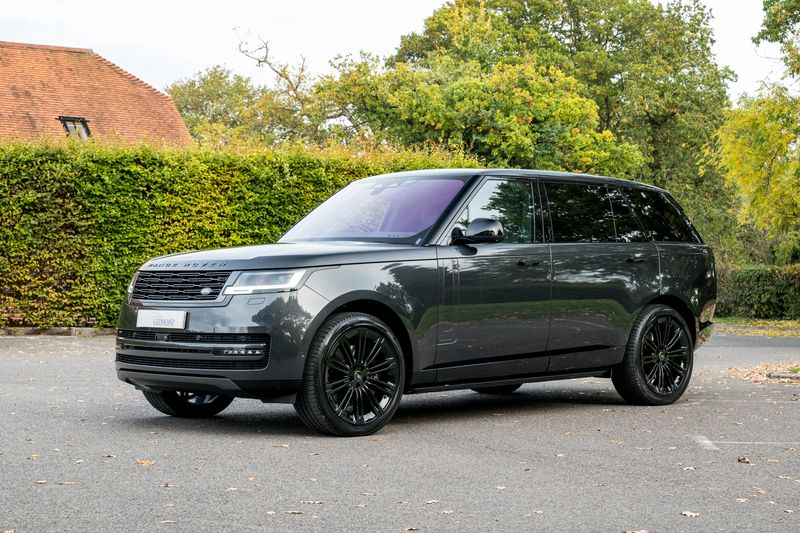 Range Rover P530 Autobiography  LWB 7 Seat