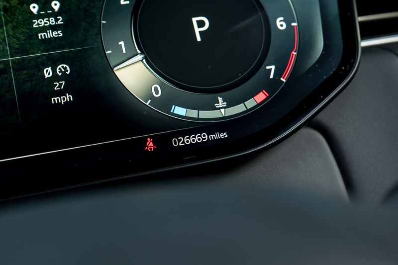 Range Rover P530 Autobiography  LWB 7 Seat