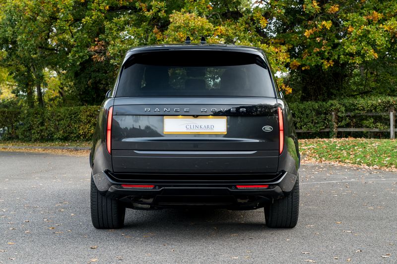 Range Rover P530 Autobiography  LWB 7 Seat