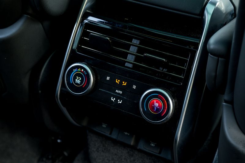 Range Rover P530 Autobiography  LWB 7 Seat