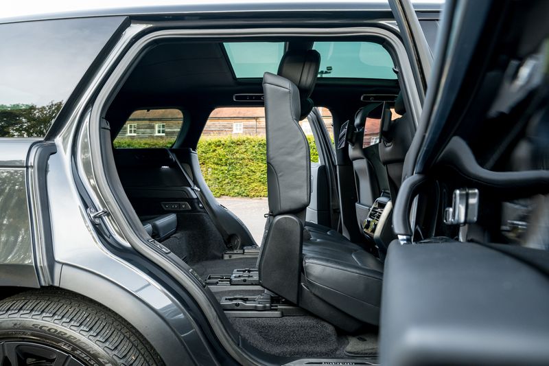 Range Rover P530 Autobiography  LWB 7 Seat