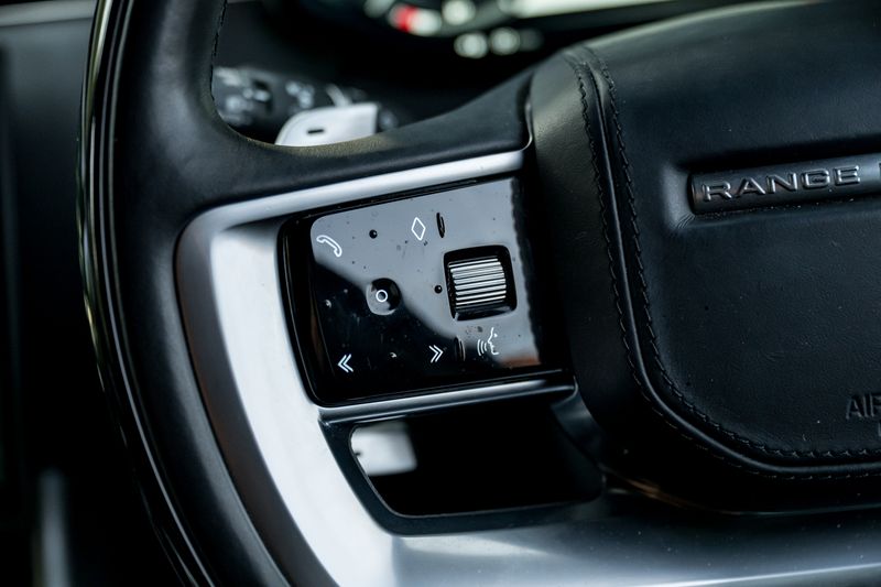 Range Rover P530 Autobiography  LWB 7 Seat