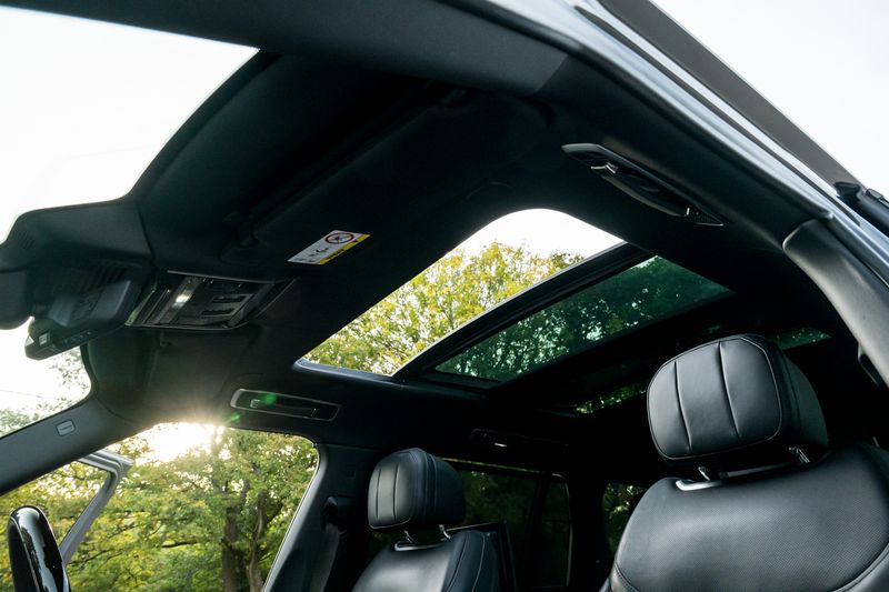 Range Rover P530 Autobiography  LWB 7 Seat