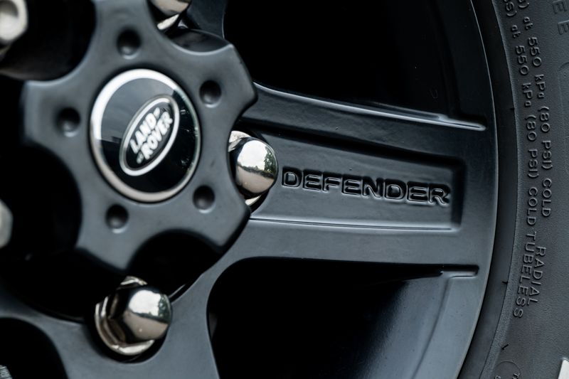 Land Rover Defender 90 2.4 XS Station Wagon Soft Top Conversion