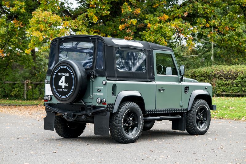 Land Rover Defender 90 2.4 XS Station Wagon Soft Top Conversion