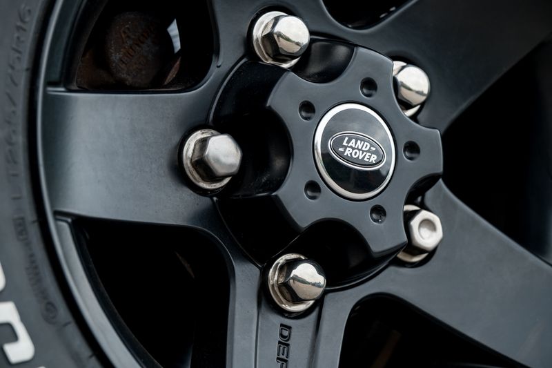 Land Rover Defender 90 2.4 XS Station Wagon Soft Top Conversion