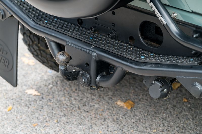 Land Rover Defender 90 2.4 XS Station Wagon Soft Top Conversion