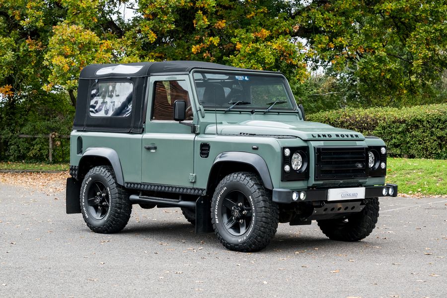 Land Rover Defender 90 2.4 XS Station Wagon Soft Top Conversion