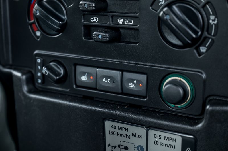 Land Rover Defender 90 2.4 XS Station Wagon Soft Top Conversion