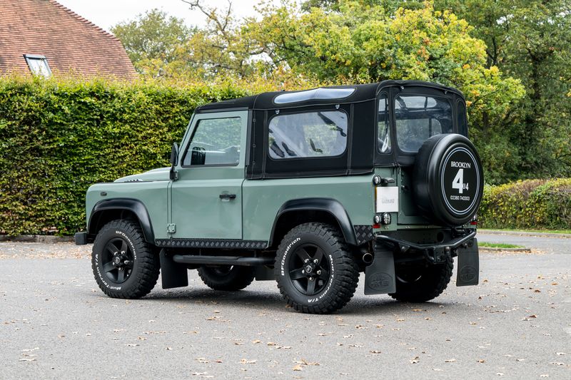 Land Rover Defender 90 2.4 XS Station Wagon Soft Top Conversion