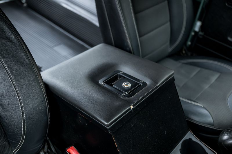 Land Rover Defender 90 2.4 XS Station Wagon Soft Top Conversion