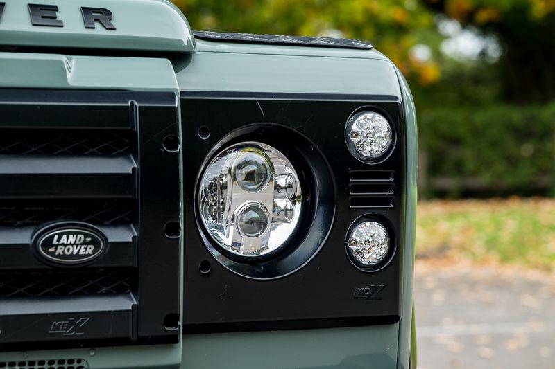 Land Rover Defender 90 2.4 XS Station Wagon Soft Top Conversion