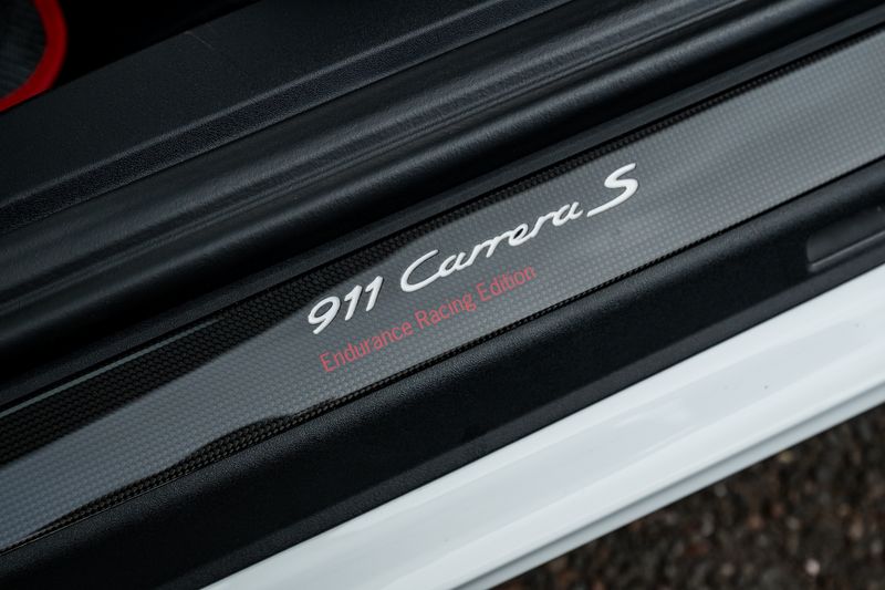 Porsche 911 (991) Carrera S Endurance Race Edition