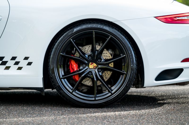 Porsche 911 (991) Carrera S Endurance Race Edition