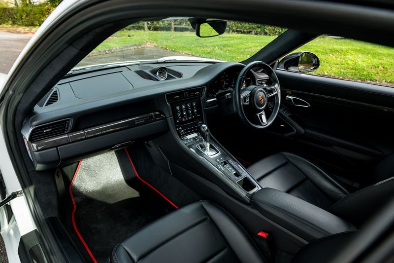 Porsche 911 (991) Carrera S Endurance Race Edition