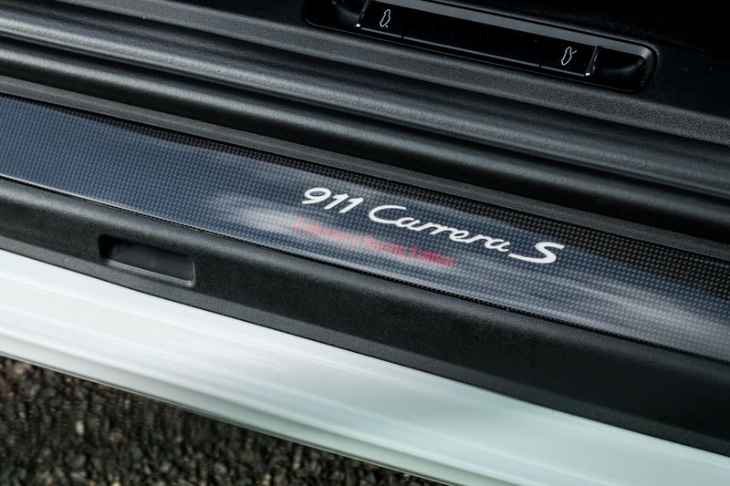 Porsche 911 (991) Carrera S Endurance Race Edition