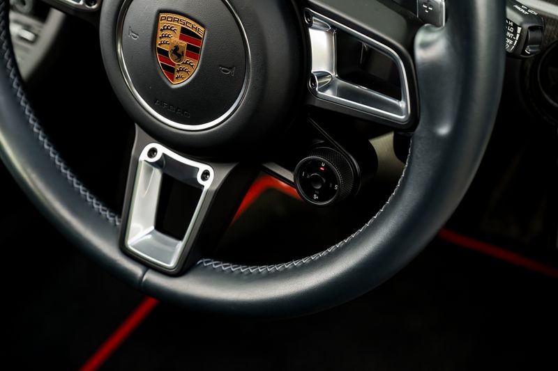 Porsche 911 (991) Carrera S Endurance Race Edition