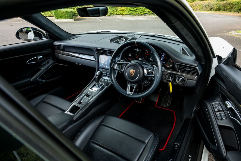 Porsche 911 (991) Carrera S Endurance Race Edition