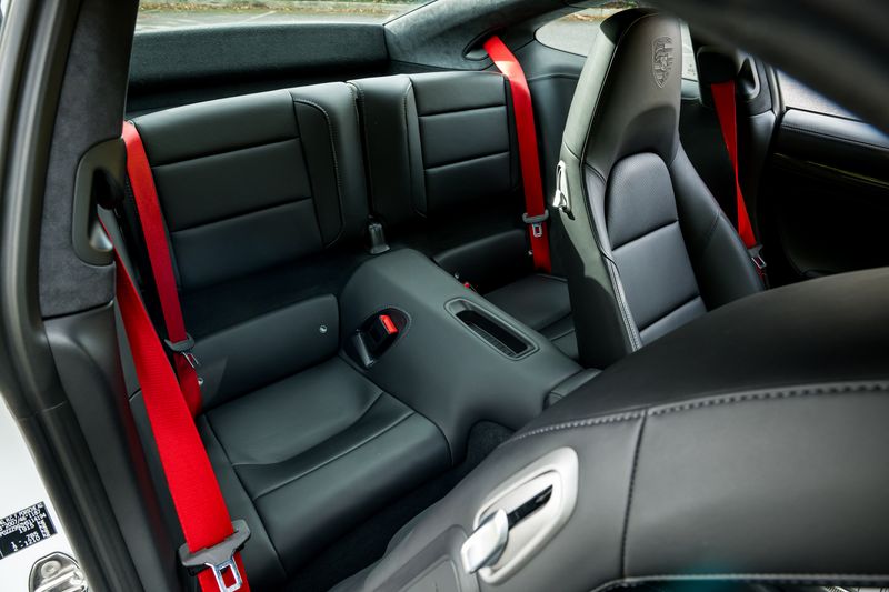 Porsche 911 (991) Carrera S Endurance Race Edition