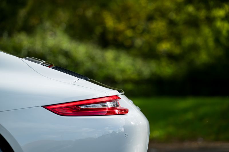 Porsche 911 (991) Carrera S Endurance Race Edition