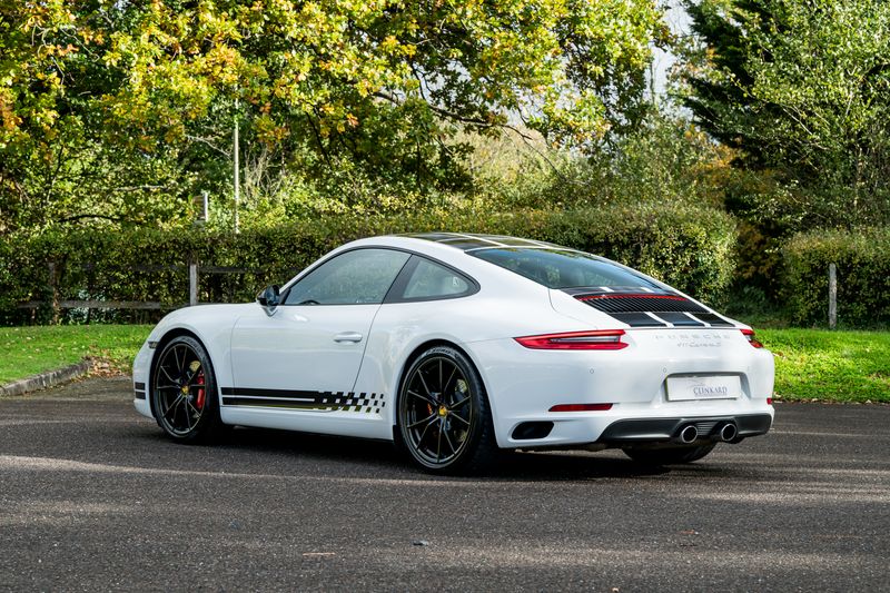 Porsche 911 (991) Carrera S Endurance Race Edition
